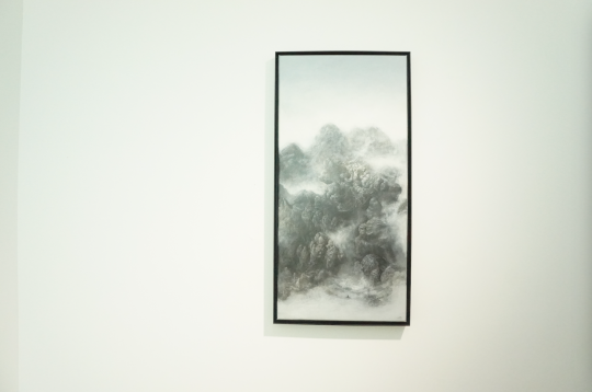 《香炉》 布面丙烯 89×43cm 2016

