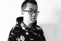 金景鸿 在色彩和材料间跳舞