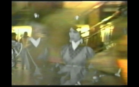 鲍蔼伦 《似是故人来》 单屏影像 6分38秒 1992 鲍蔼伦 《似是故人来》 单屏影像 6分38秒 1992