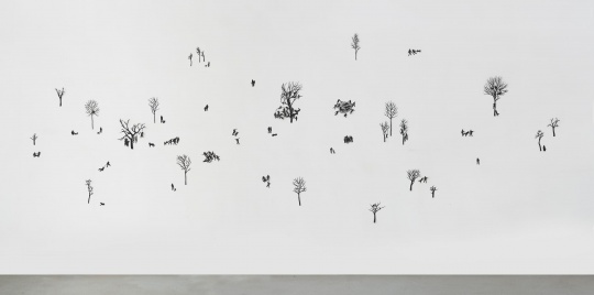 王敏-《万物静默如谜》-400×300×0.5cm尺寸可变-纸本剪影-2014-2015
王敏-《万物静默如谜》-400×300×0.5cm尺寸可变-纸本剪影-2014-2015