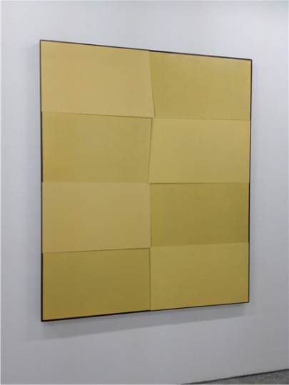 钱佳华《凹凸 No.2》180 x 150cm 布面丙烯 2015
钱佳华《凹凸 No.2》180 x 150cm 布面丙烯 2015
