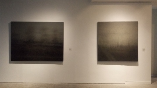 王凤鸽 《在路上》《问》 布面丙烯油画 2013
王凤鸽 《在路上》《问》 布面丙烯油画 2013