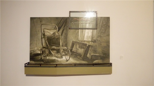 闫珩 《红蛇》 200×190cm 绘画装置 2014
闫珩 《红蛇》 200×190cm 绘画装置 2014