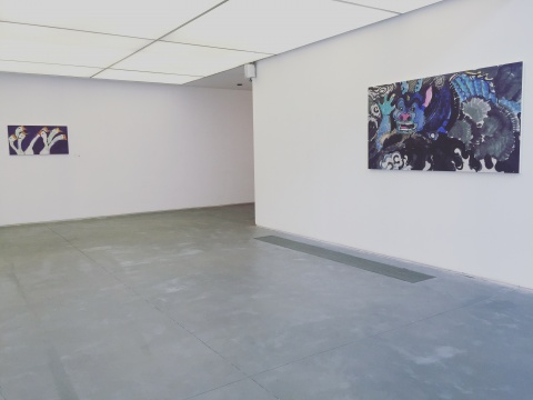 最后一间展厅内的梁缨作品
最后一间展厅内的梁缨作品