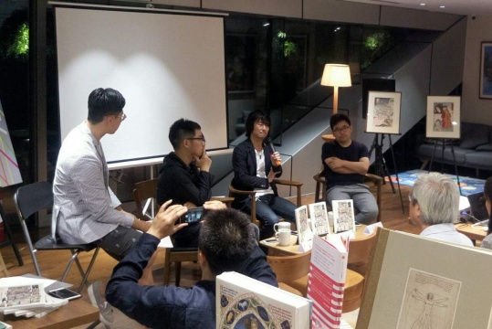 东京艺术博览会的执行制作人来住尚彦发言
东京艺术博览会的执行制作人来住尚彦发言