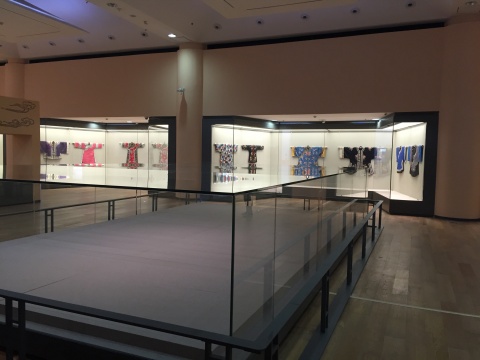 “清华藏珍——织绣展”
“清华藏珍——织绣展”