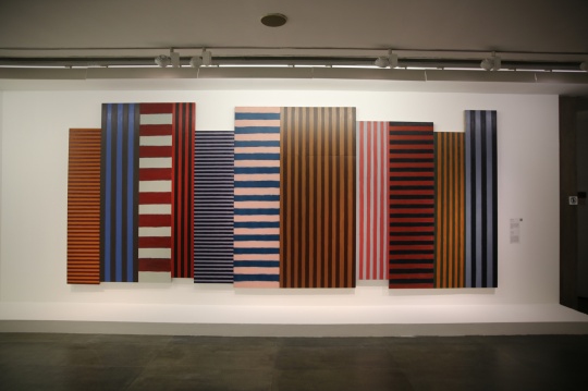 《崇拜》274.3×396.2cm 布面、亚麻和木条油画 1982
《崇拜》274.3×396.2cm 布面、亚麻和木条油画 1982
