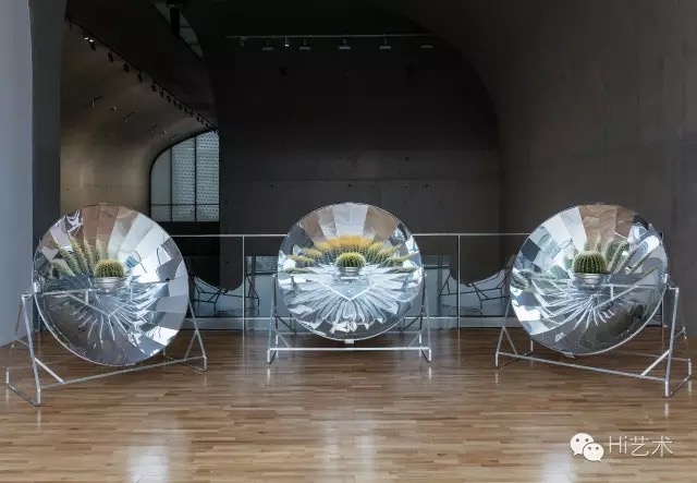 “埃利亚松:无相万象”展览现场
“埃利亚松:无相万象”展览现场