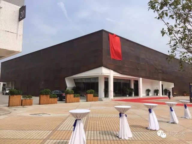 当代艺术和水乡小镇能“一见钟情”吗? 当代艺术和水乡小镇能“一见钟情”吗?