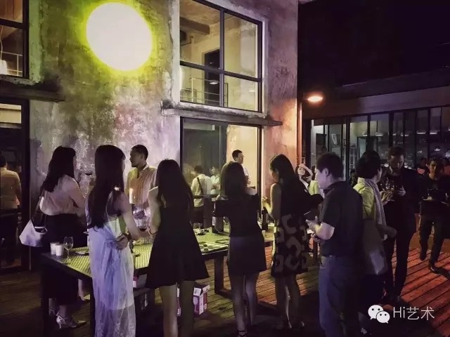 谷·仓当代艺术空间酒会现场(图:任静)
谷·仓当代艺术空间酒会现场(图:任静)