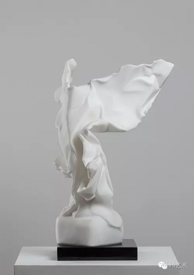 许东荣 《飞天》 45×52×75cm 汉白玉 2014
CNY:250,000
许东荣 《飞天》 45×52×75cm 汉白玉 2014
CNY:250,000
