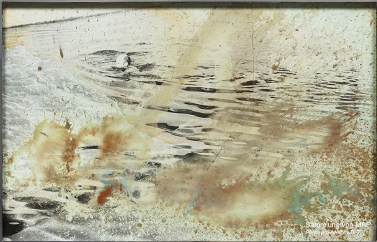 《我把印度的所有握在手中》系列之一 120×180×25cm 相纸上的综合材料 2015
《我把印度的所有握在手中》系列之一 120×180×25cm 相纸上的综合材料 2015
