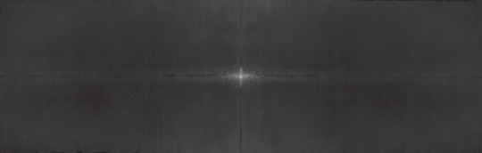 田卫《岁》298×97cm 宣纸水墨,矿物质色,水彩 2014
田卫《岁》298×97cm 宣纸水墨,矿物质色,水彩 2014