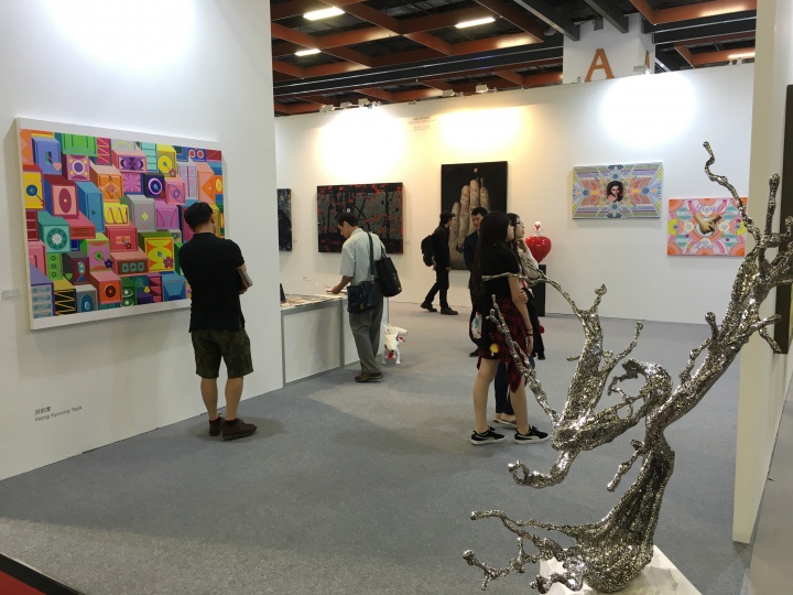 侨福芳草地画廊台北空间的参展现场 侨福芳草地画廊台北空间的参展现场