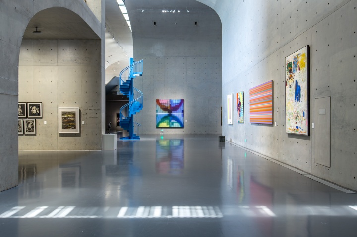 龙美术馆 她们:国际女性艺术特展现场
龙美术馆 她们:国际女性艺术特展现场