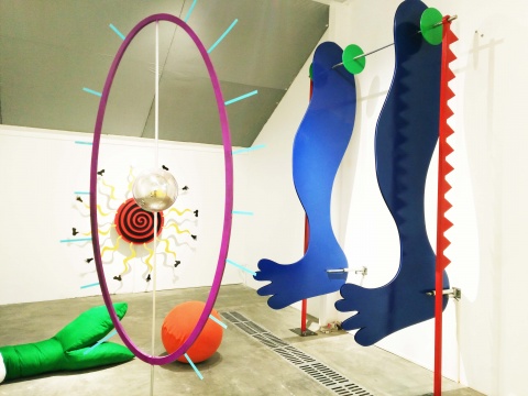 《LIVE LIFE》作品局部
《LIVE LIFE》作品局部
