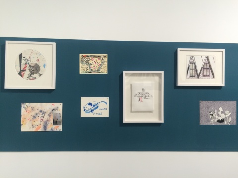 展厅两侧的纸本作品
展厅两侧的纸本作品