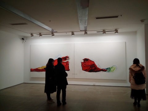 《微微一笑很倾城》 220×600cm 布面油画 2016
《微微一笑很倾城》 220×600cm 布面油画 2016
