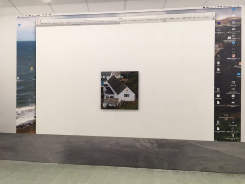 正对展览入口处,以一整面展墙的“电脑桌面”,呈现《耶稣》。
《耶稣》2015 收藏级喷墨打印 80 x 80 cm
正对展览入口处,以一整面展墙的“电脑桌面”,呈现《耶稣》。
《耶稣》2015 收藏级喷墨打印 80 x 80 cm