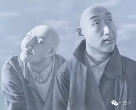 Lot 3744 方力钧 《系列一之五》 81×100cm 布面油画 1990-1991
估价:1500万-2500万元
郑林:这幅作品代表了方力钧早年的典型符号。光头系列带有现世主义风格,也代表了中国早年绘画的先锋观念。画面的品相看起来也很完整,这是一件美术馆级别的代表中国历史文献的收藏。
伍劲:真没想到湖南收藏家收藏的这件方力钧的作品会在市场上流通,我也不知道这里有什么特殊的安排。这件作品显然是方力钧屈指可数的在市场上流通的早期的现世主义风格的作品,他1990年前后完成这批作品在以往的拍卖中都创造出高价,所以这件作品的估价并不便宜,但应该还是会吸引到收藏中国当代绘画历史的收藏家。
林松:这件作品包括了很多重要的国际展览和出版。方力钧的玩世、不屑、反讽,是一种消解,也是一种反馈。方力钧从集体话语、宏观叙事转向个人的立场和态度,也是他在美术史上的贡献,这件作品也是进入美术史收藏的作品,准确地折射了90年代时期青年人的生存状态。
Lot 3744 方力钧 《系列一之五》 81×100cm 布面油画 1990-1991
估价:1500万-2500万元
郑林:这幅作品代表了方力钧早年的典型符号。光头系列带有现世主义风格,也代表了中国早年绘画的先锋观念。画面的品相看起来也很完整,这是一件美术馆级别的代表中国历史文献的收藏。
伍劲:真没想到湖南收藏家收藏的这件方力钧的作品会在市场上流通,我也不知道这里有什么特殊的安排。这件作品显然是方力钧屈指可数的在市场上流通的早期的现世主义风格的作品,他1990年前后完成这批作品在以往的拍卖中都创造出高价,所以这件作品的估价并不便宜,但应该还是会吸引到收藏中国当代绘画历史的收藏家。
林松:这件作品包括了很多重要的国际展览和出版。方力钧的玩世、不屑、反讽,是一种消解,也是一种反馈。方力钧从集体话语、宏观叙事转向个人的立场和态度,也是他在美术史上的贡献,这件作品也是进入美术史收藏的作品,准确地折射了90年代时期青年人的生存状态。