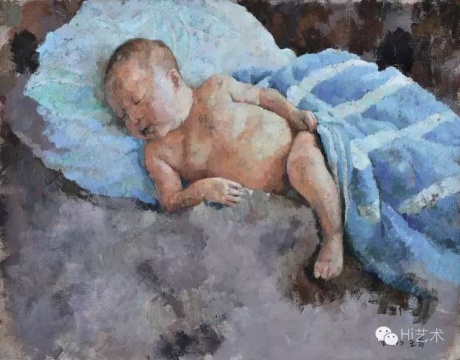 Lot 3920 王音 《熟睡的婴儿》 140×180cm 布面油画 2005
估价:55万-75万元
郑林:这张作品的画面构图和颜色都很美,也是王音早年绘画手段的完美表现。画面上没有多余的元素,看起来很协调。作品不大,预估价也合理,很接近市场价。但王音在拍场上的价格往往要超过市场价的一倍或两倍,如果这个价格能买到,我也愿意买。
林松:王音的作品中能看到很多对中国经典油画的回溯,具有很强的美术史性题材的借用,观者很难以给王音的画面限定标签。他在各种绘画理念中游走,脱离主流的独立感,呈现出艺术的丰富性和实验性。这件《熟睡的婴儿》非常经典,估价很低,拥有很美的意境和很强的独立性。
Lot 3920 王音 《熟睡的婴儿》 140×180cm 布面油画 2005
估价:55万-75万元
郑林:这张作品的画面构图和颜色都很美,也是王音早年绘画手段的完美表现。画面上没有多余的元素,看起来很协调。作品不大,预估价也合理,很接近市场价。但王音在拍场上的价格往往要超过市场价的一倍或两倍,如果这个价格能买到,我也愿意买。
林松:王音的作品中能看到很多对中国经典油画的回溯,具有很强的美术史性题材的借用,观者很难以给王音的画面限定标签。他在各种绘画理念中游走,脱离主流的独立感,呈现出艺术的丰富性和实验性。这件《熟睡的婴儿》非常经典,估价很低,拥有很美的意境和很强的独立性。