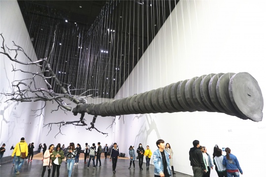 “中国制造003”之孟柏伸作品《悬置》在银川当代美术馆进行首展
“中国制造003”之孟柏伸作品《悬置》在银川当代美术馆进行首展