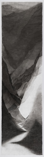 沈勤 《田》174×47cm 纸本设色 2016
¥:260,000RMB
沈勤 《田》174×47cm 纸本设色 2016
¥:260,000RMB