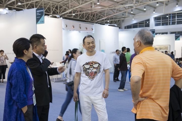收藏家张锐
收藏家张锐