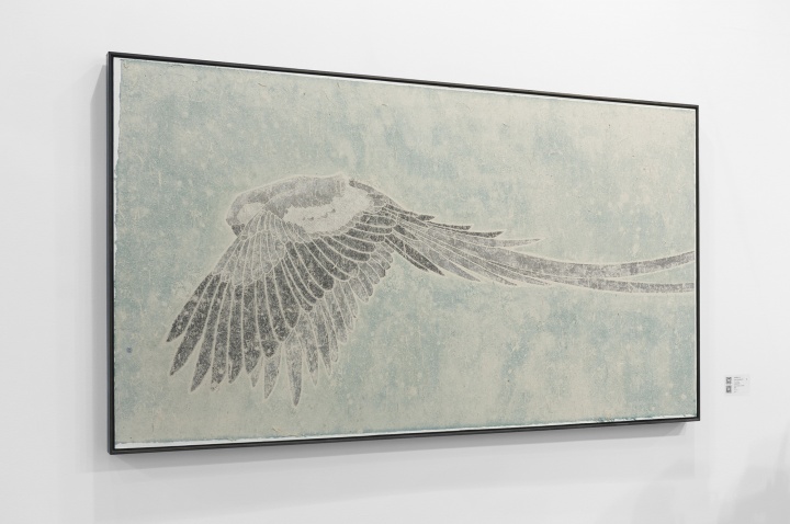 谭军《半天堂》97×180cm 纸本综合材料 2017
谭军《半天堂》97×180cm 纸本综合材料 2017