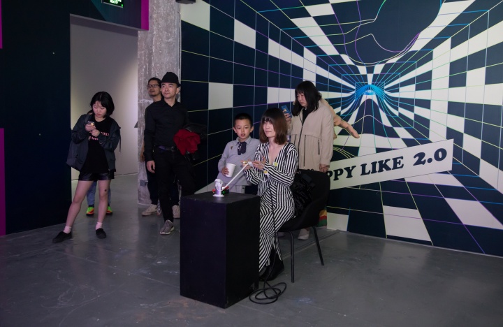 上海OCAT艺术中心的“朋友圈 +:文化馆线上艺术计划展”展览现场
上海OCAT艺术中心的“朋友圈 +:文化馆线上艺术计划展”展览现场