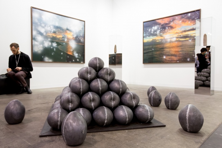 Dittrich & Schlechtriem 展出的Julian Charrière(生于1987年)个人项目
Dittrich & Schlechtriem 展出的Julian Charrière(生于1987年)个人项目