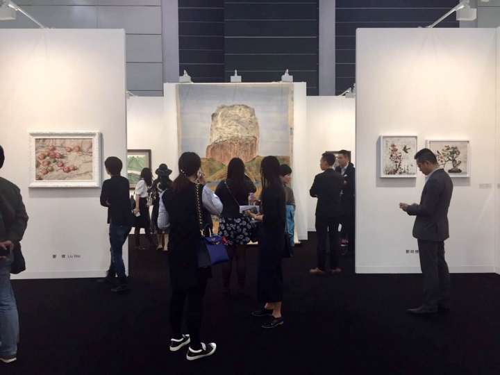 大未来林舍画廊在香港巴塞尔现场展位
大未来林舍画廊在香港巴塞尔现场展位
