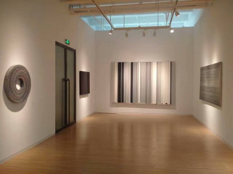 “曲和直：抽象的逻辑”Hi艺术中心展览现场
