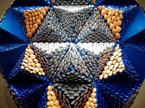 郅敏 《天象四神-玄武》 陶瓷、金属 400x60x350cm 2017
郅敏 《天象四神-玄武》 陶瓷、金属 400x60x350cm 2017
