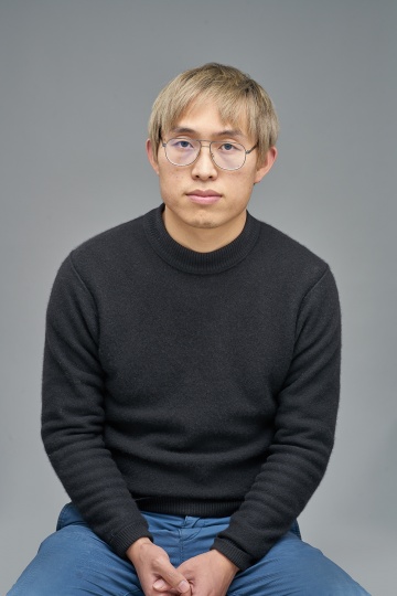 艺术家 张周捷
艺术家 张周捷