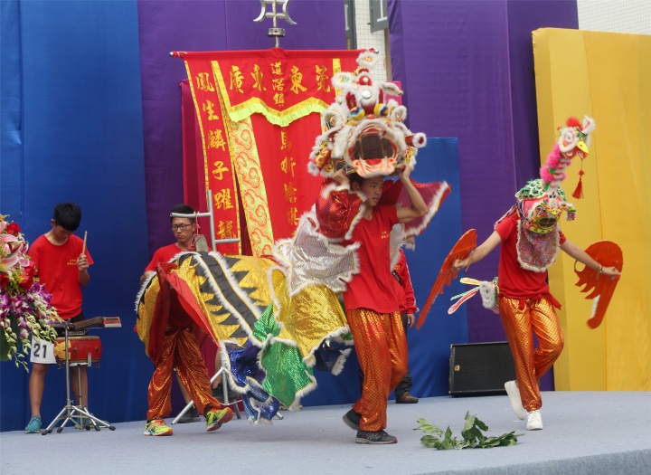 开幕现场表演
开幕现场表演