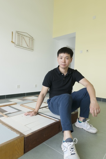 艺术家王礼军
艺术家王礼军