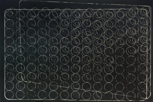 《温床2》 200×300cm 布面丙烯综合材料 2016
《温床2》 200×300cm 布面丙烯综合材料 2016