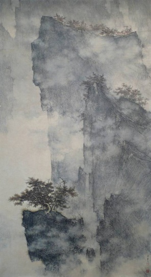 李华弌《北宋山水》152.5×83cm 纸本设色 2009

成交价：362.94万元 佳士得香港2014秋拍
