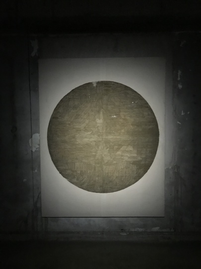 《化一》190x150cm 综合材料 2008
《化一》190x150cm 综合材料 2008