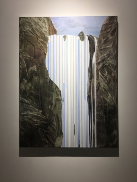 《悬崖瀑布》 90×120cm 布面油画 2016
《悬崖瀑布》 90×120cm 布面油画 2016