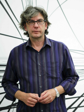 托马斯·鲁夫(Thomas Ruff)
托马斯·鲁夫(Thomas Ruff)