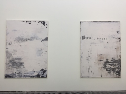 《湖上NO.1》 213×153cm 综合材料 2016
《湖上NO.9》 213×153cm 综合材料 2016
《湖上NO.1》 213×153cm 综合材料 2016
《湖上NO.9》 213×153cm 综合材料 2016