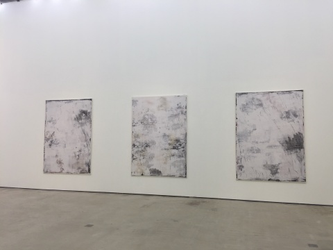 《湖上NO.7》 213×153cm 综合材料 2016
《湖上NO.13》 213×153cm 综合材料 2016
《湖上NO.4》 213×153cm 综合材料 2016
《湖上NO.7》 213×153cm 综合材料 2016
《湖上NO.13》 213×153cm 综合材料 2016
《湖上NO.4》 213×153cm 综合材料 2016