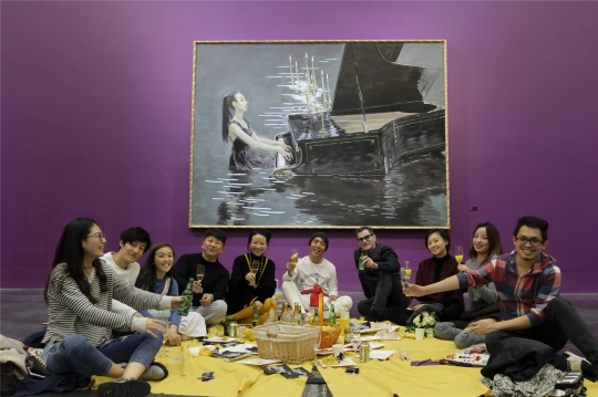美术馆里的“画边野餐”,“赵半狄的中国Party”闭幕尤伦斯当代艺术中心 美术馆里的“画边野餐”,“赵半狄的中国Party”闭幕尤伦斯当代艺术中心