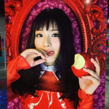 天辰时代携手蜷川实花 中国大陆上海首展开启光影艺术盛宴 天辰时代携手蜷川实花 中国大陆上海首展开启光影艺术盛宴