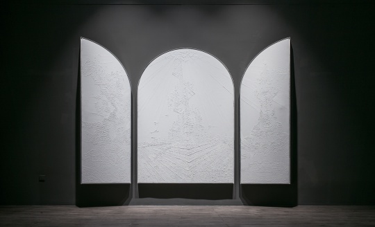 《图像生产-0号》 240×400cm 综合材料 2012-2017
