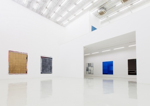 2016偏锋新艺术空间恩里科·巴赫个展“如果·但是”现场(©偏锋新艺术空间)
2016偏锋新艺术空间恩里科·巴赫个展“如果·但是”现场(©偏锋新艺术空间)