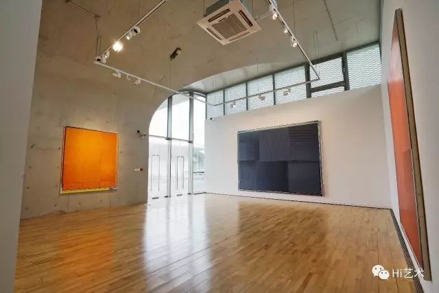 上海hiart space “反通俗建构-恩里科·巴赫”个展现场
上海hiart space “反通俗建构-恩里科·巴赫”个展现场