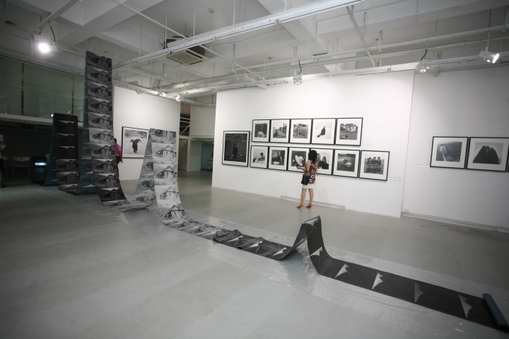 2008年黎朗个展“图片的边界”
